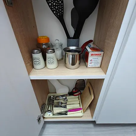 Rhun 47 公寓 地拉那