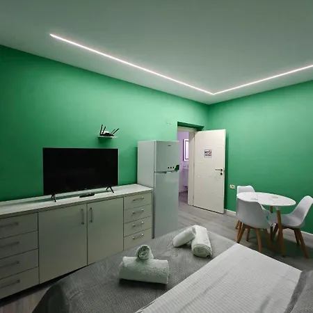 Rhun 47 Apartament Tirana